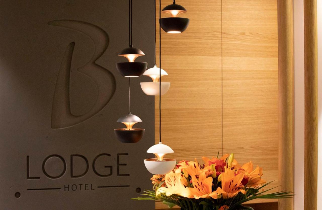B-Lodge Boutique Hotel Louvain-la-Neuve Exteriör bild