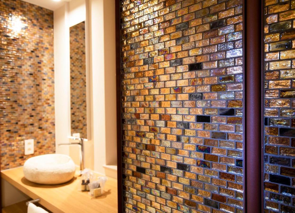 B-Lodge Boutique Hotel Louvain-la-Neuve Exteriör bild
