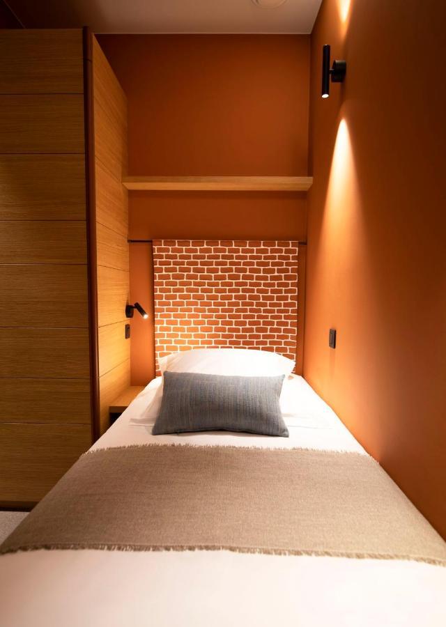B-Lodge Boutique Hotel Louvain-la-Neuve Exteriör bild